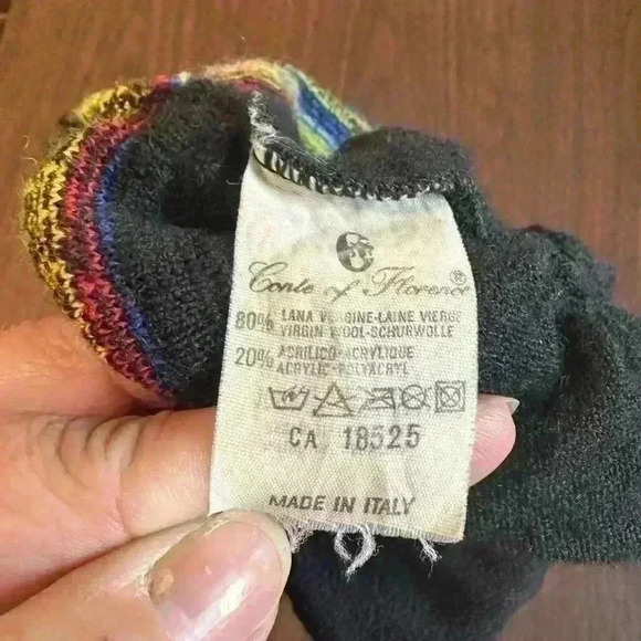 Conte Of Florence Wool Blend Beanie With Adjustable Length Pompom - Picture 5 of 7